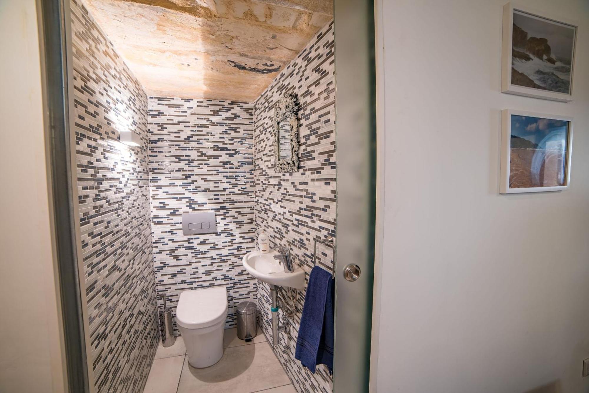 The Artist Apartment Valletta Bagian luar foto