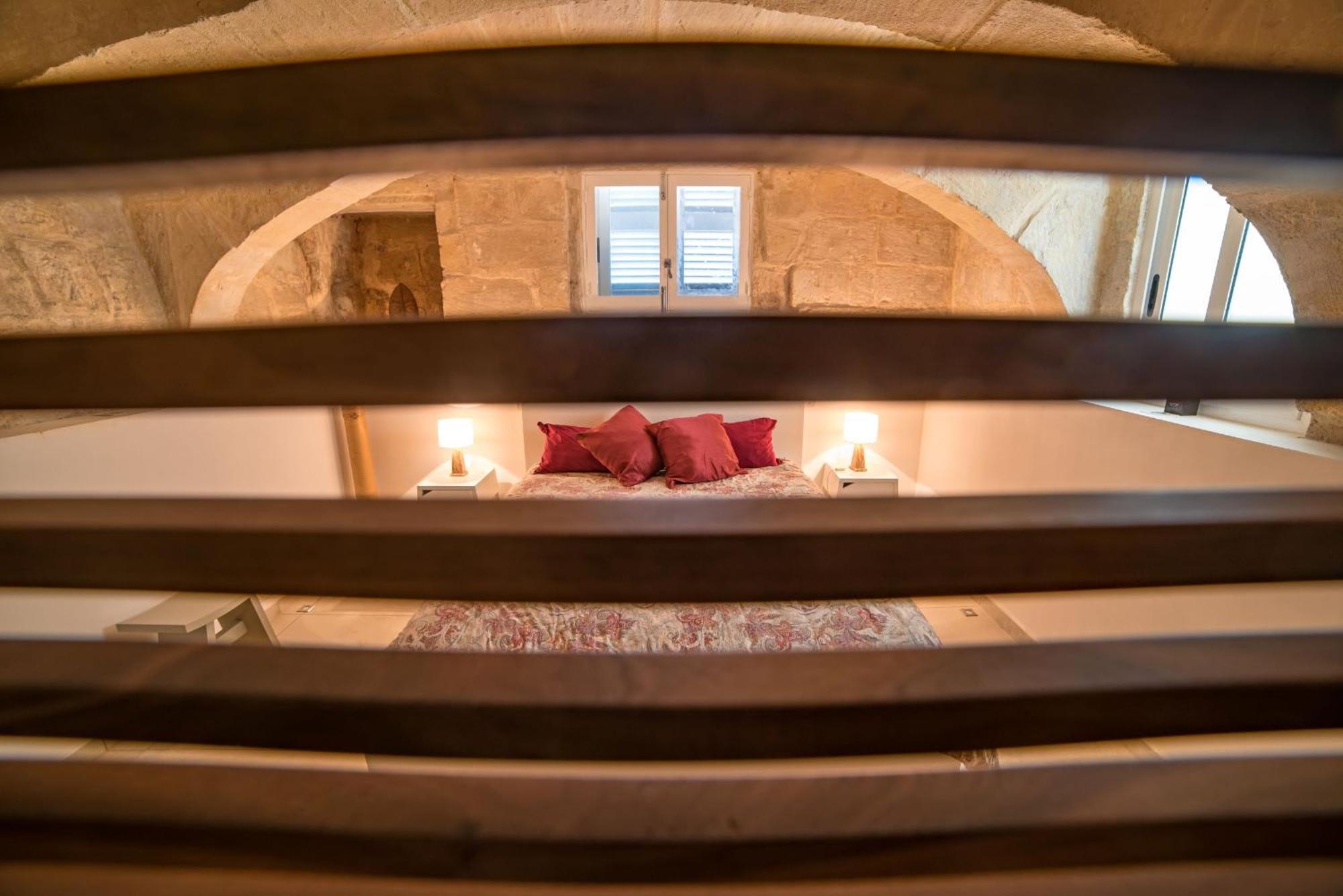 The Artist Apartment Valletta Bagian luar foto